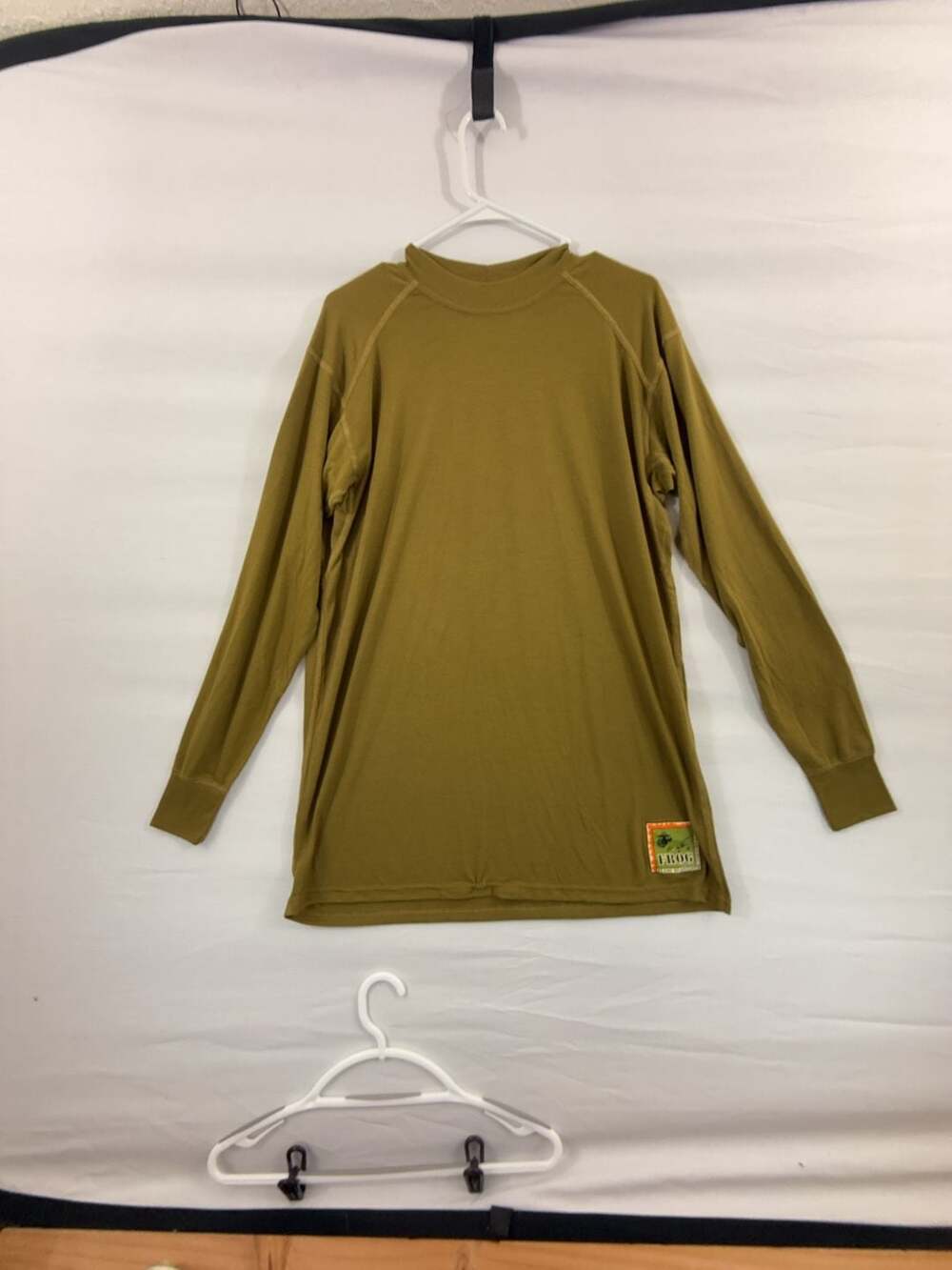 USMC XGO FROG Flame Resistant Base Layer Long Sleeve Shirt Coyote Brown Medium